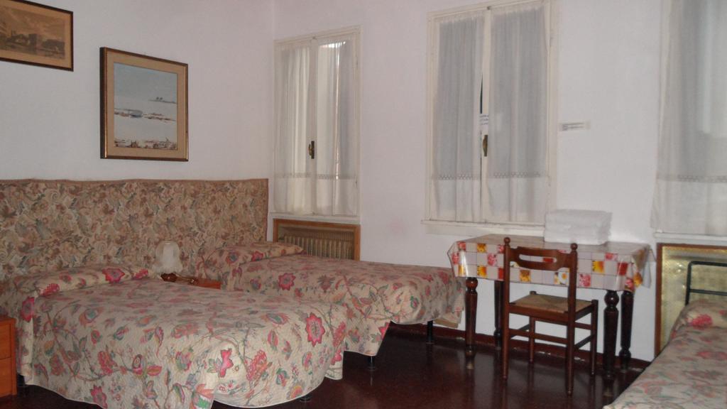 Hotel Locanda Ca' Foscari Venecia Habitación foto