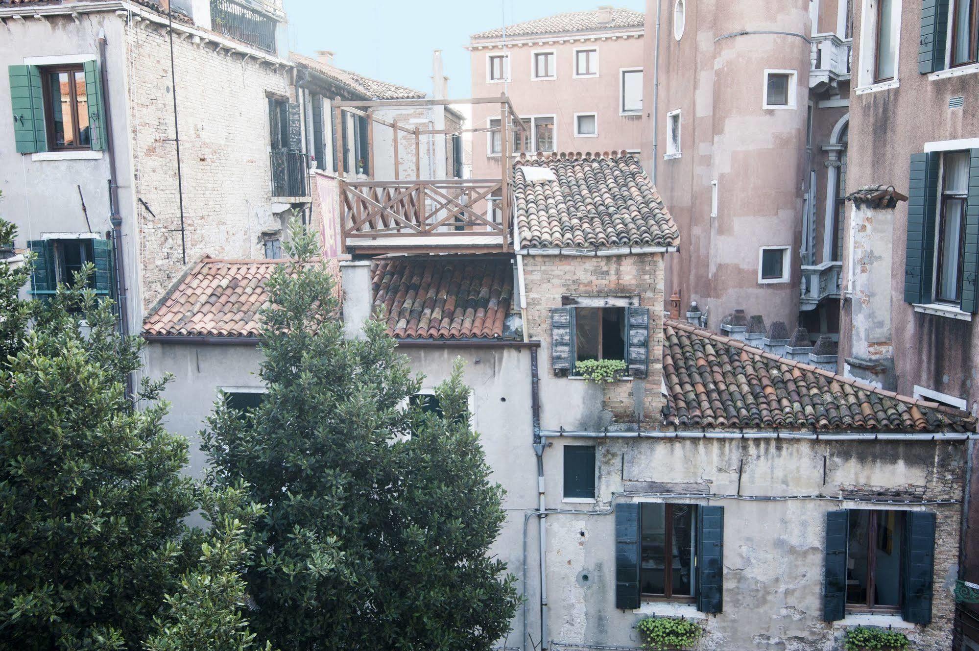 Hotel Locanda Ca' Foscari Venecia Exterior foto